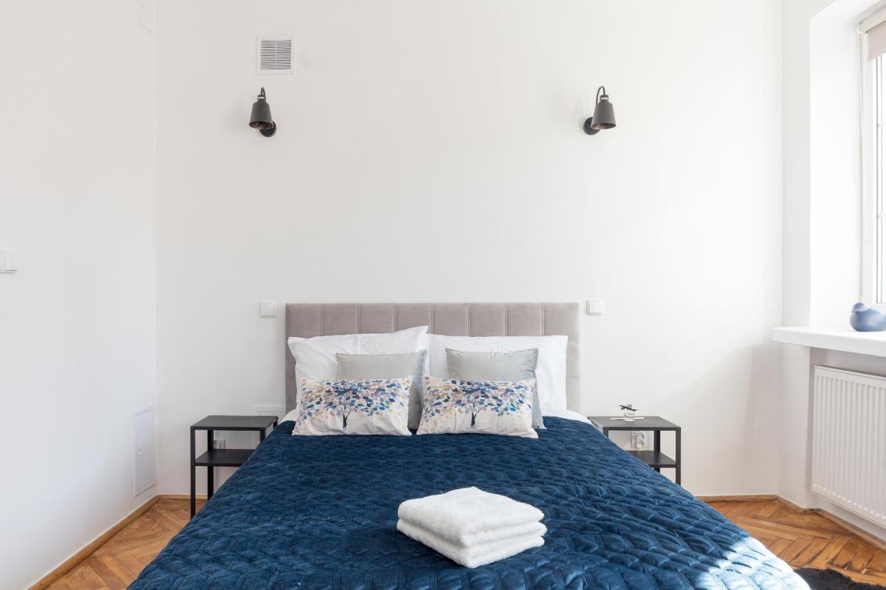 Old Town Velvet Studio Apartment วอร์ซอ ภายนอก รูปภาพ